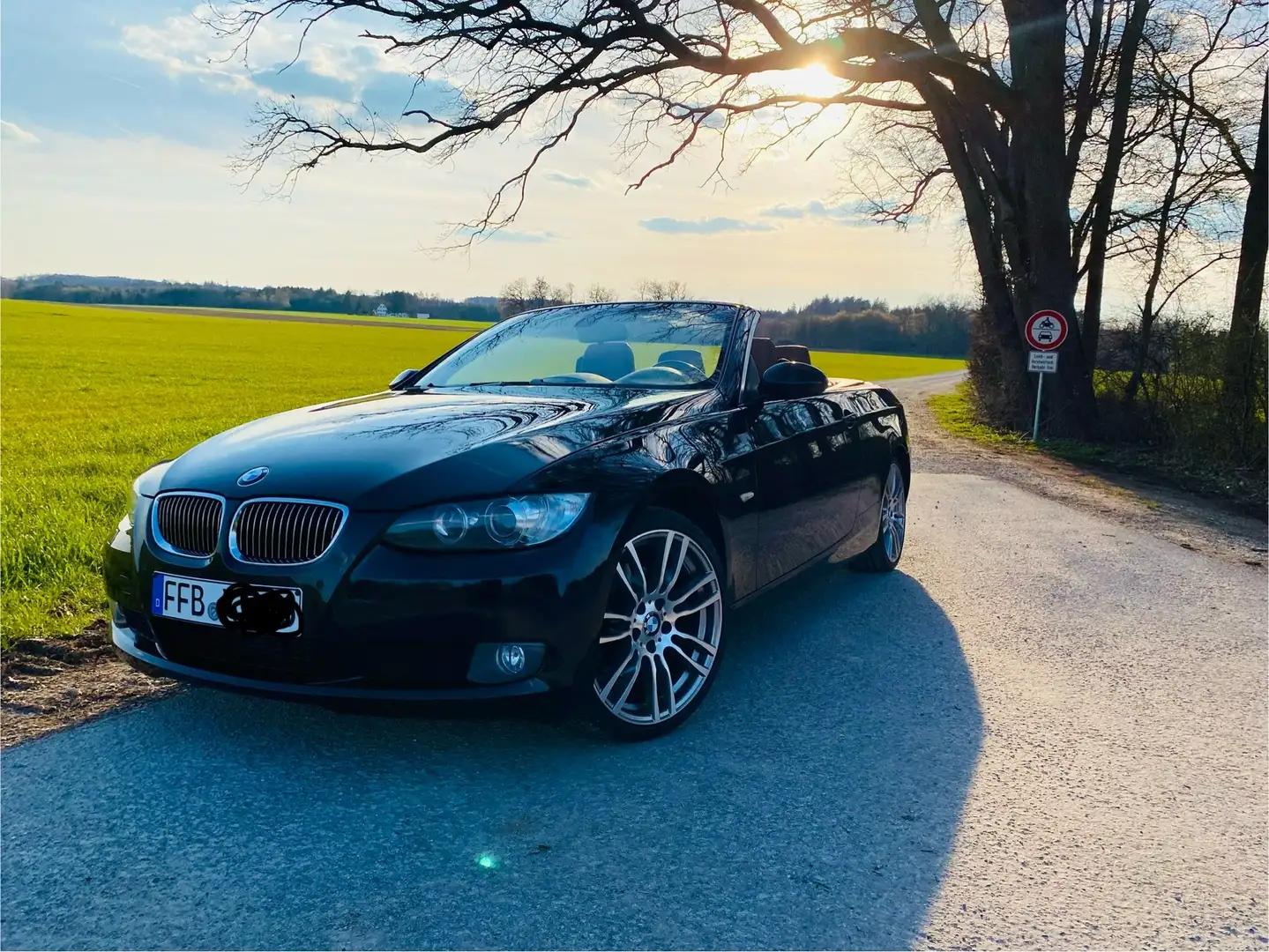 BMW 320 320d Cabrio Scheckheftgepflegt bei BMW Schwarz - 1