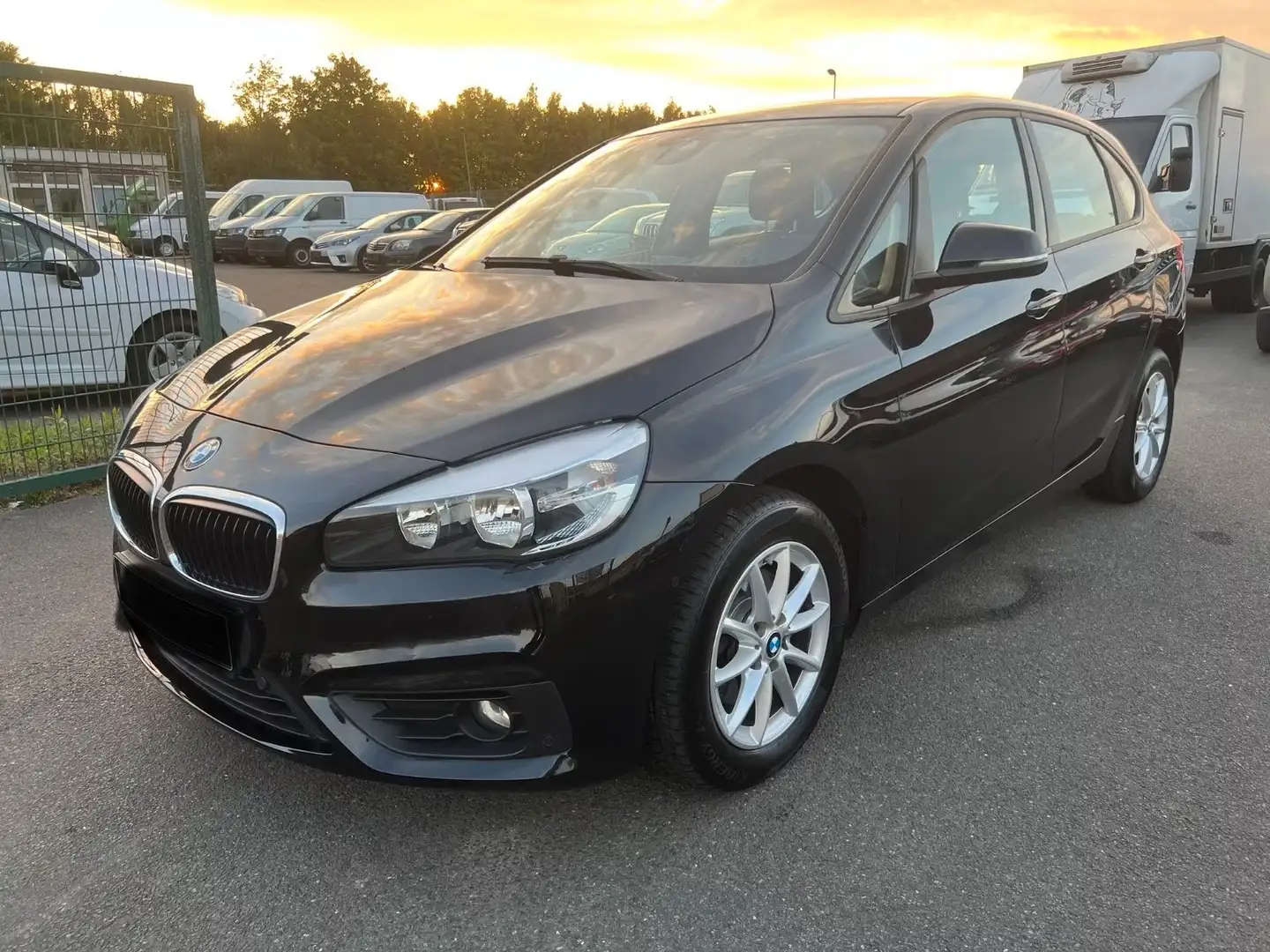 BMW 218 218dA Active Tourer Advantage - 1