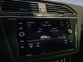 Volkswagen Tiguan 1.5 TSI R-Line Highline / Panoramadak / NL Auto Schwarz - thumbnail 40