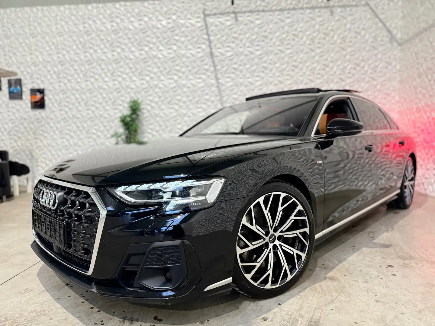 Audi A8 Long PHEV 60 TFSI e Quattro Tiptronic S-LINE Noir - 2
