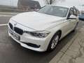 BMW 320 320i Weiß - thumbnail 4