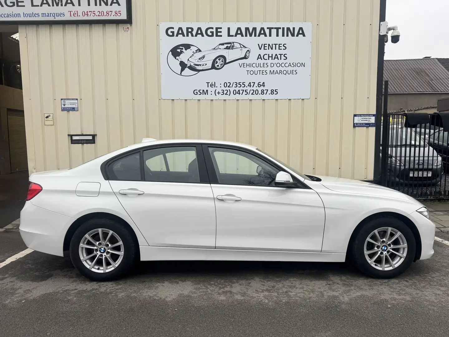 BMW 320 320i Weiß - 1