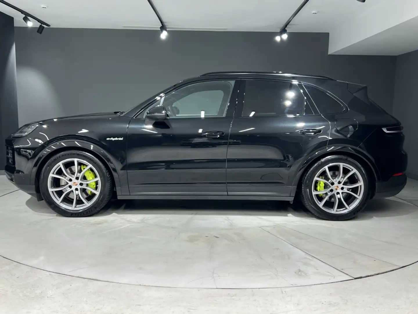 Porsche Cayenne E-Hybrid Aut. Negro - 2