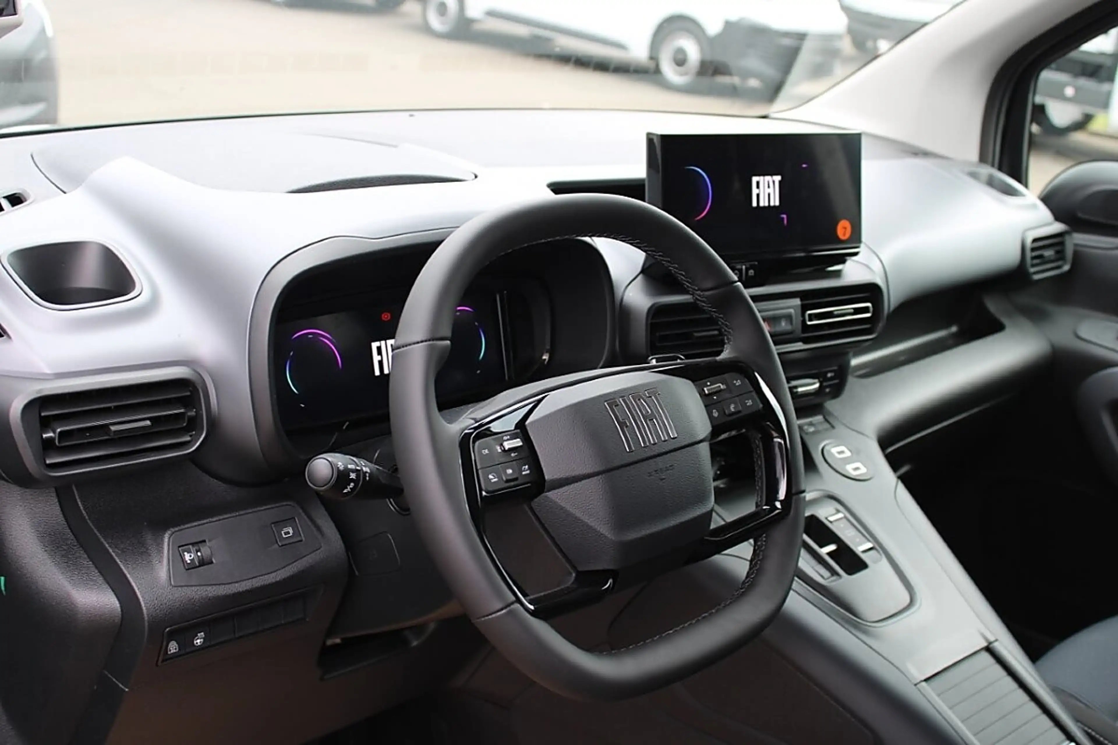 Fiat Qubo 1.5 Diesel 130AT  La Prima 10"Navi Klimaautomat... — photo 22