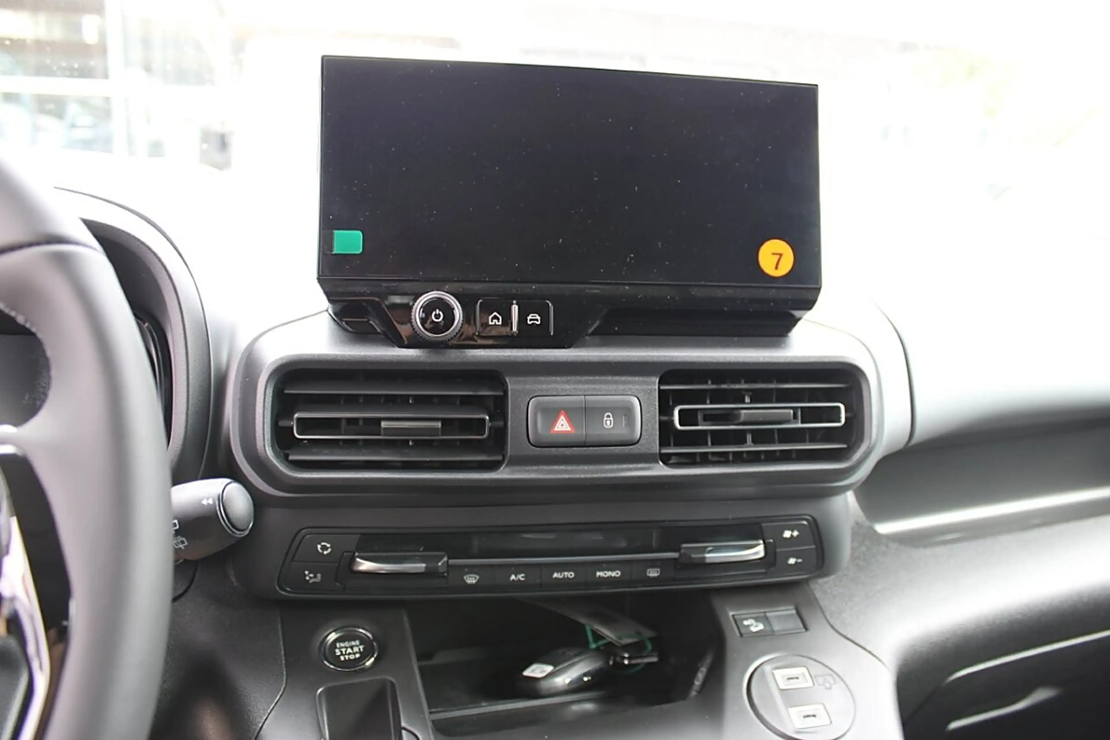 Fiat Qubo 1.5 Diesel 130AT  La Prima 10"Navi Klimaautomat... — photo 32