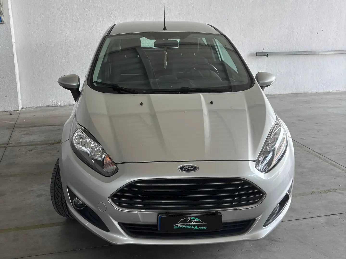 Ford Fiesta Fiesta VI 2013 5p 1.4 Business Gpl 95cv E6 Argento - 1