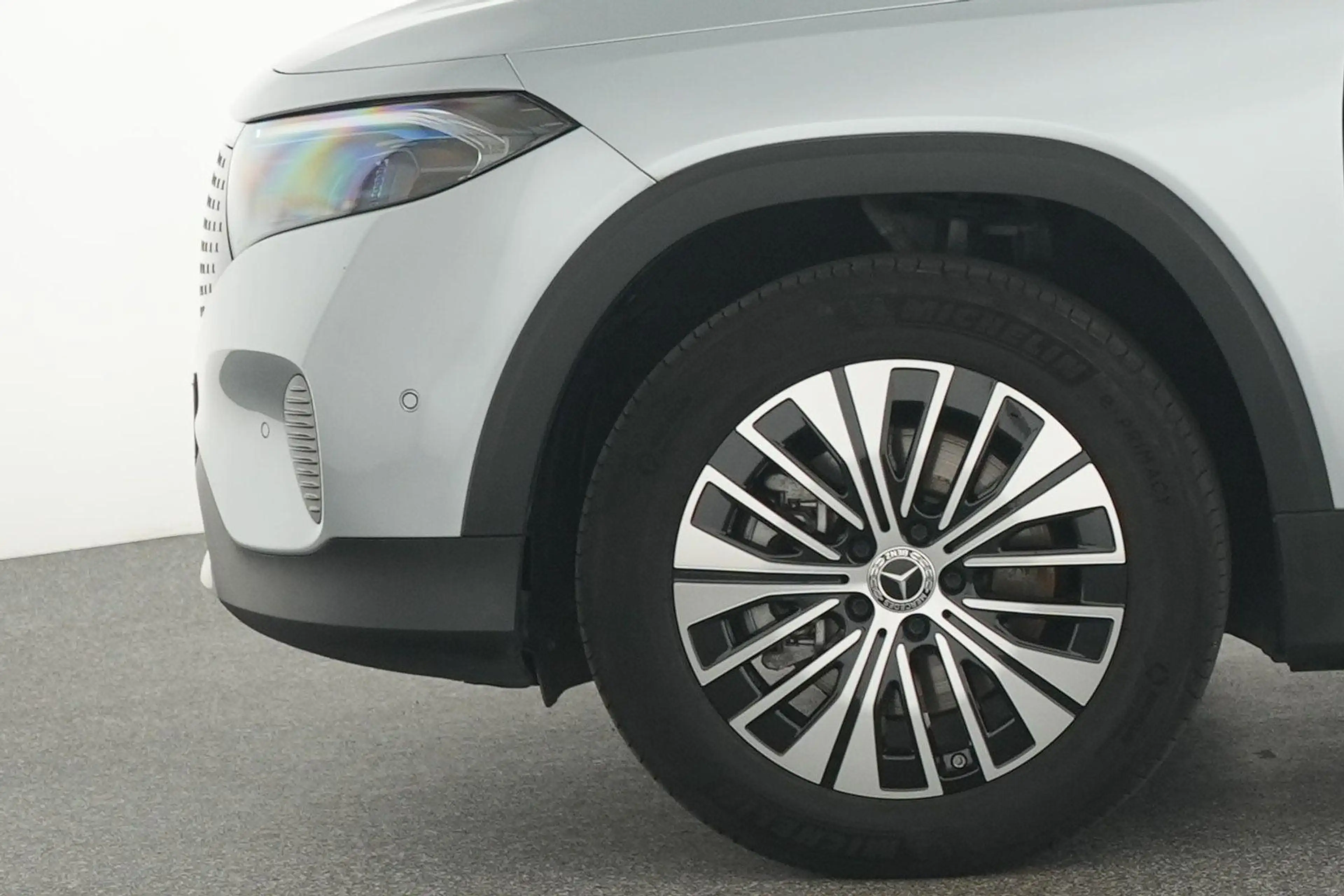 Mercedes-Benz EQB 250 250+ Business Line 71 kWh — photo 5