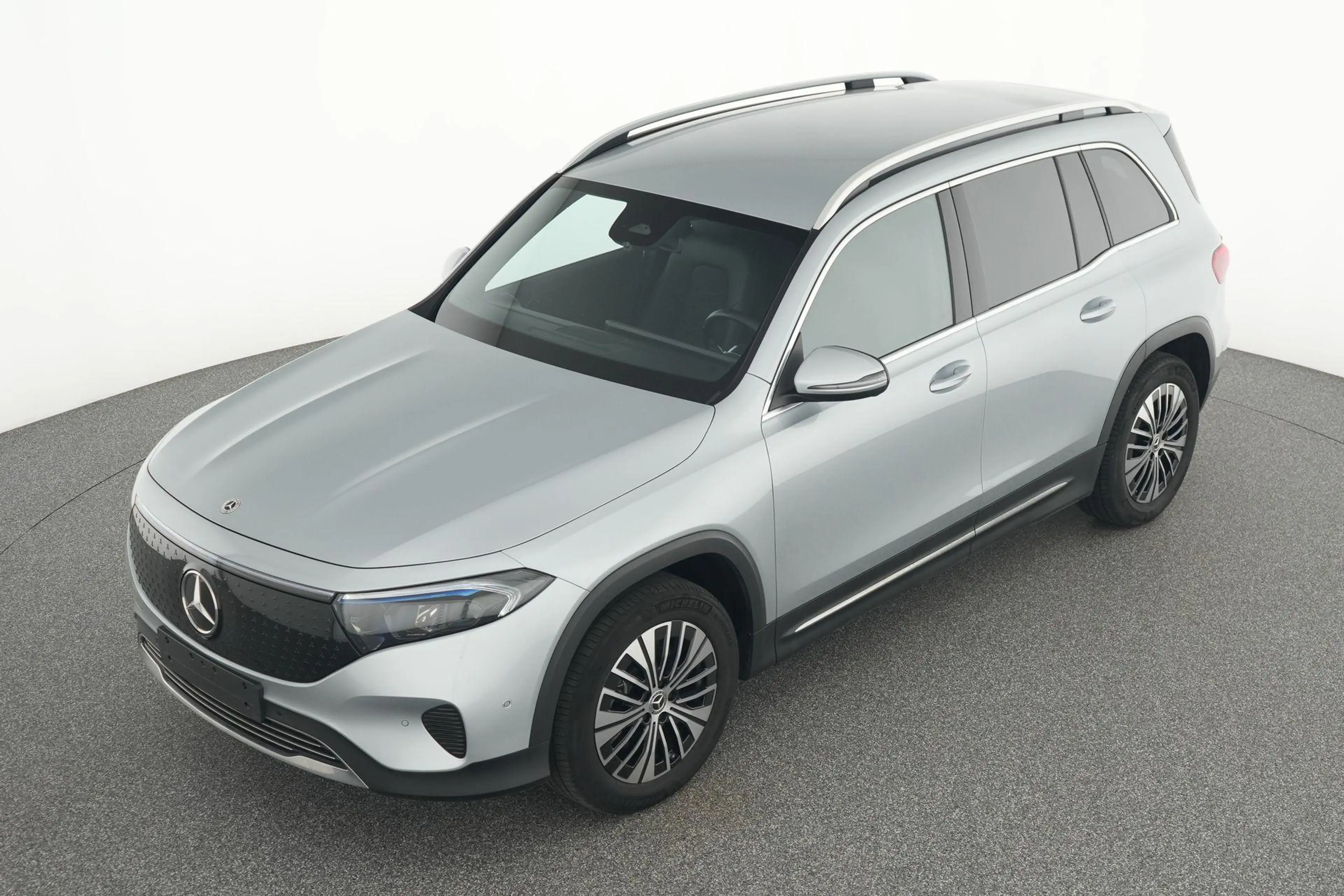 Mercedes-Benz EQB 250 250+ Business Line 71 kWh — photo 9