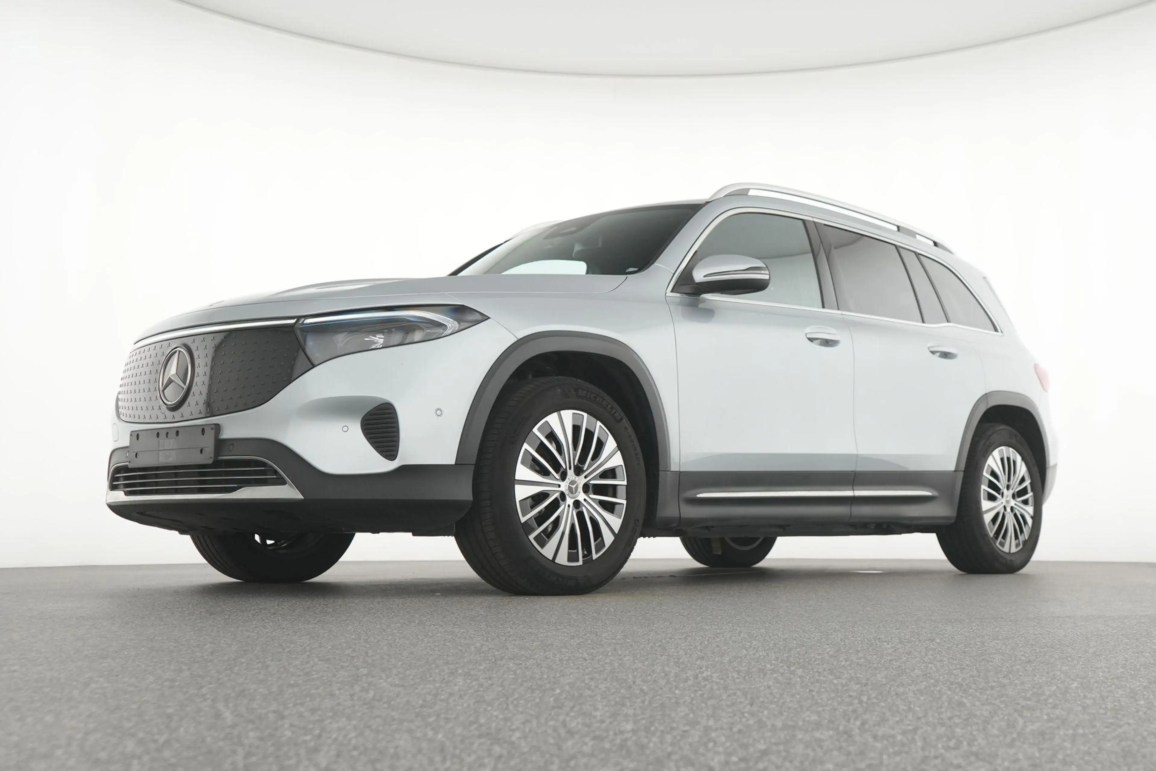 Mercedes-Benz EQB 250 250+ Business Line 71 kWh — photo 8