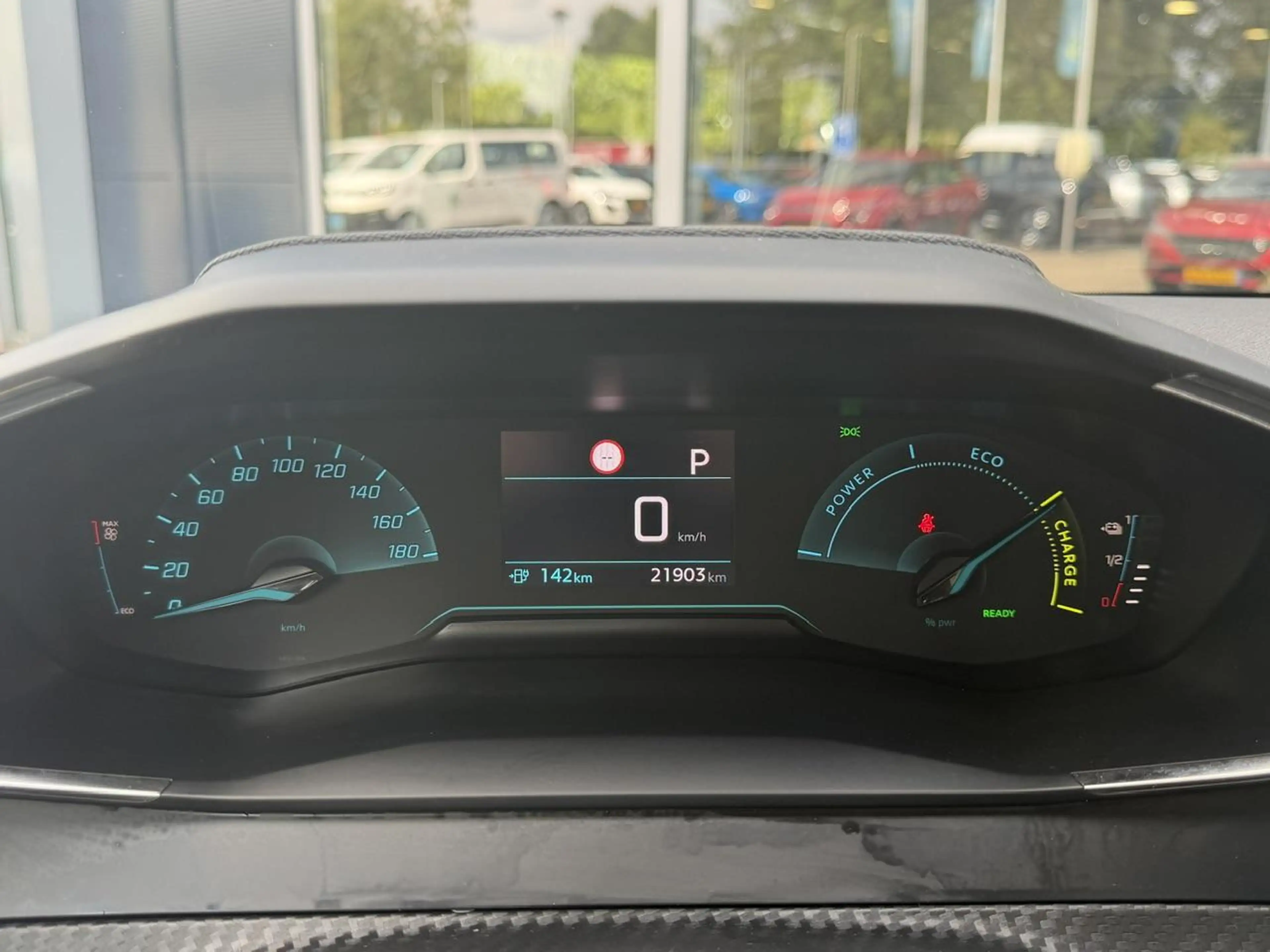Peugeot e-208 EV Active Pack 50 kWh Navigatie | Cruise control | — photo 8