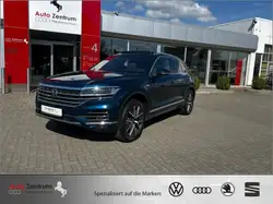 Volkswagen Touareg 3.0 V6 TSI 4Motion Atmosphere DYNAUDIO VOLL !!