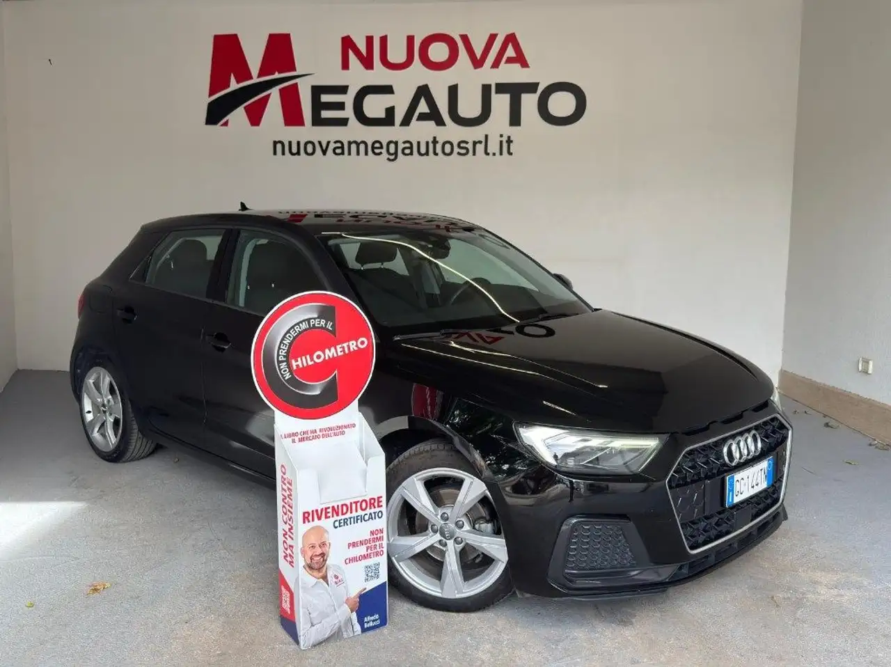 2020 Audi A1 citycarver 30 TFSI Admired, photograph 1
