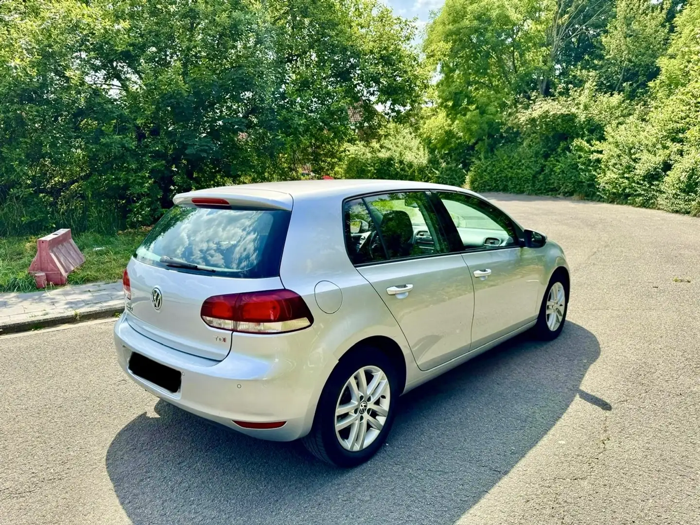 Volkswagen Golf 1.6 CR TDi Highline DPF Grijs - 2