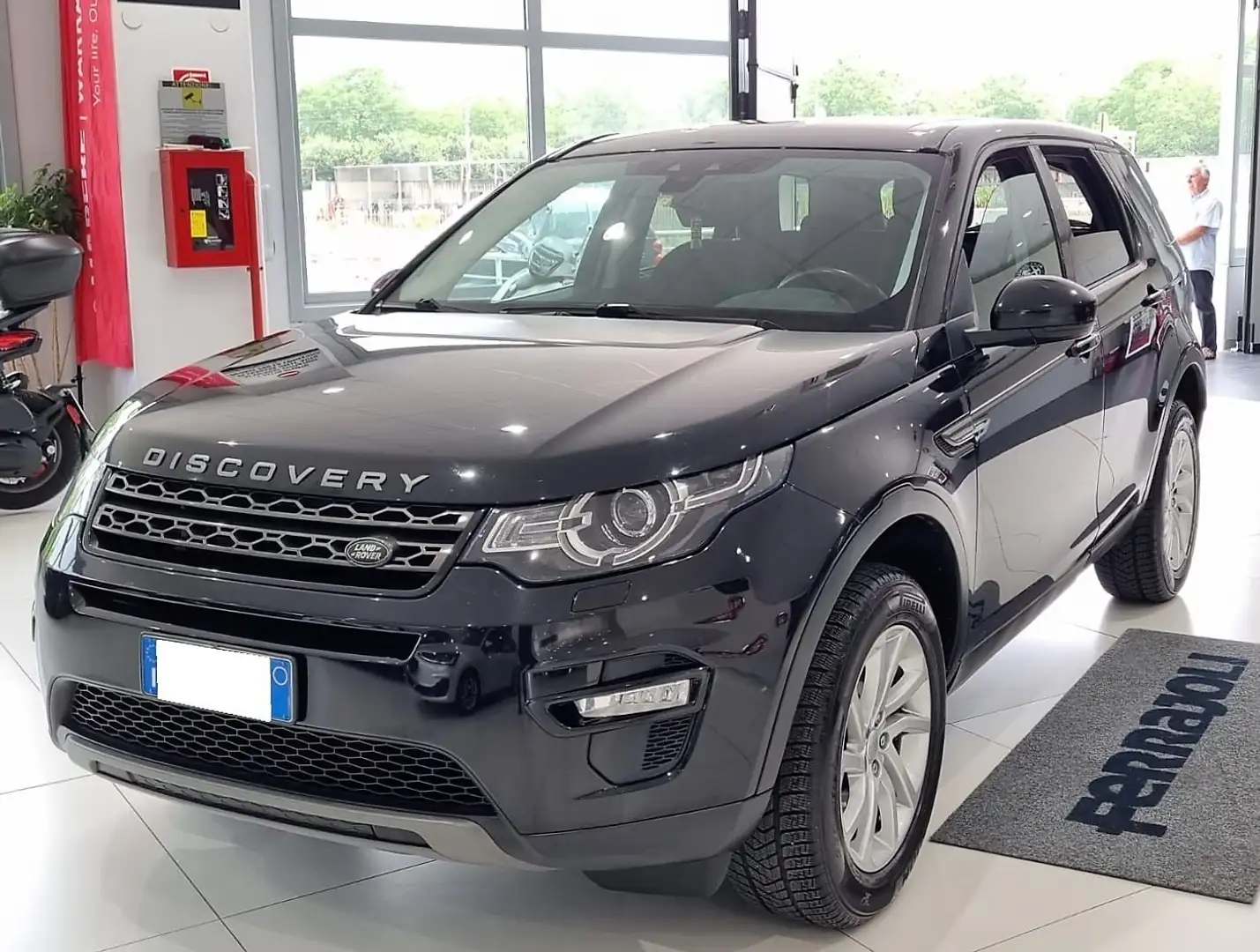 Land Rover Discovery Sport 2.0 TD4 150Cv Business Edition Pure Negro - 1