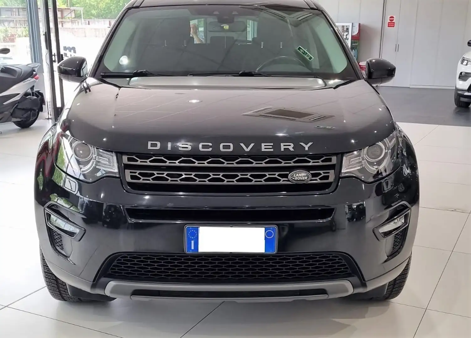 Land Rover Discovery Sport 2.0 TD4 150Cv Business Edition Pure Чорний - 2