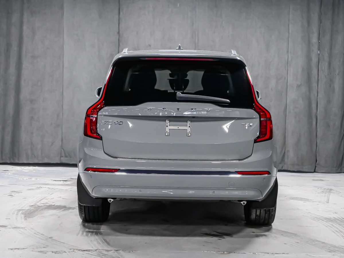 2026 Volvo XC90 Plus 7-Seater (Bright Theme) thumb 6