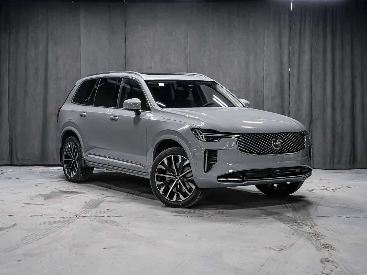 2026 Volvo XC90 Plus 7-Seater (Bright Theme) alt 2