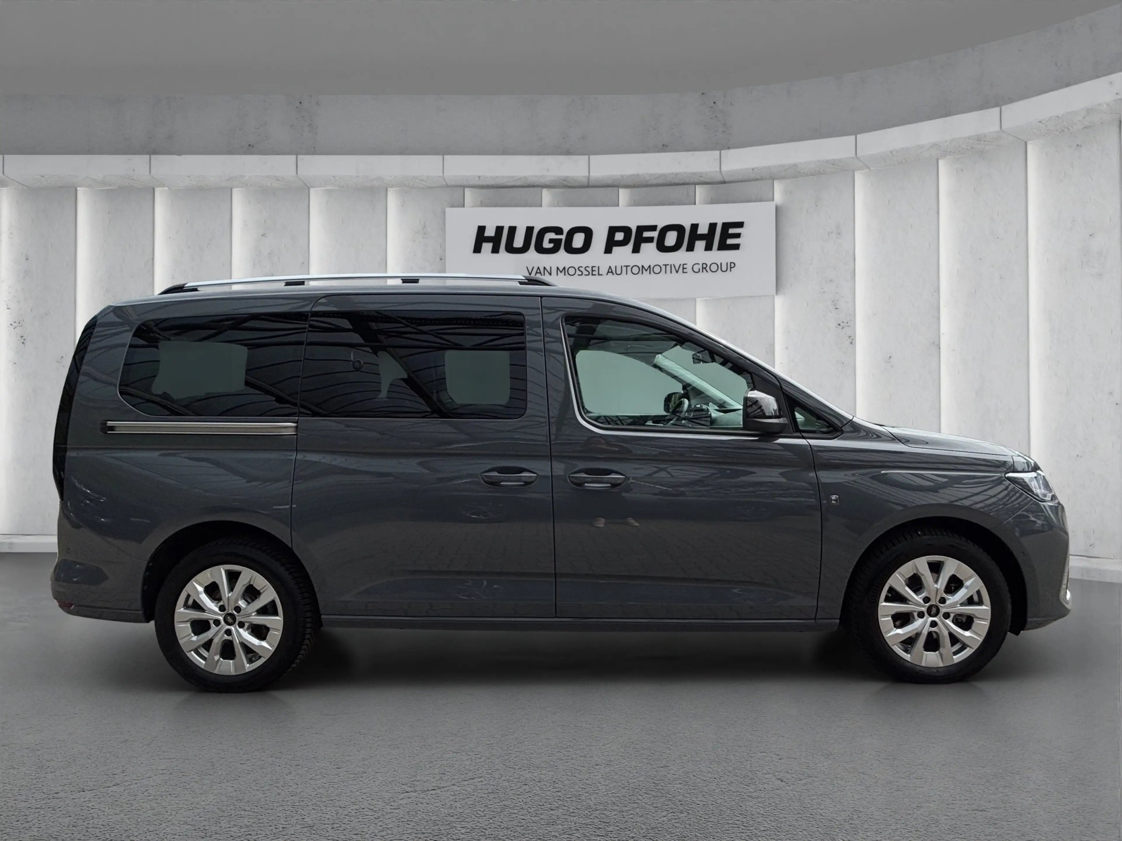 Ford Grand Tourneo Connect Titanium Aut.*AHK*ACC*KAM*NAVI*SHZ — photo 6