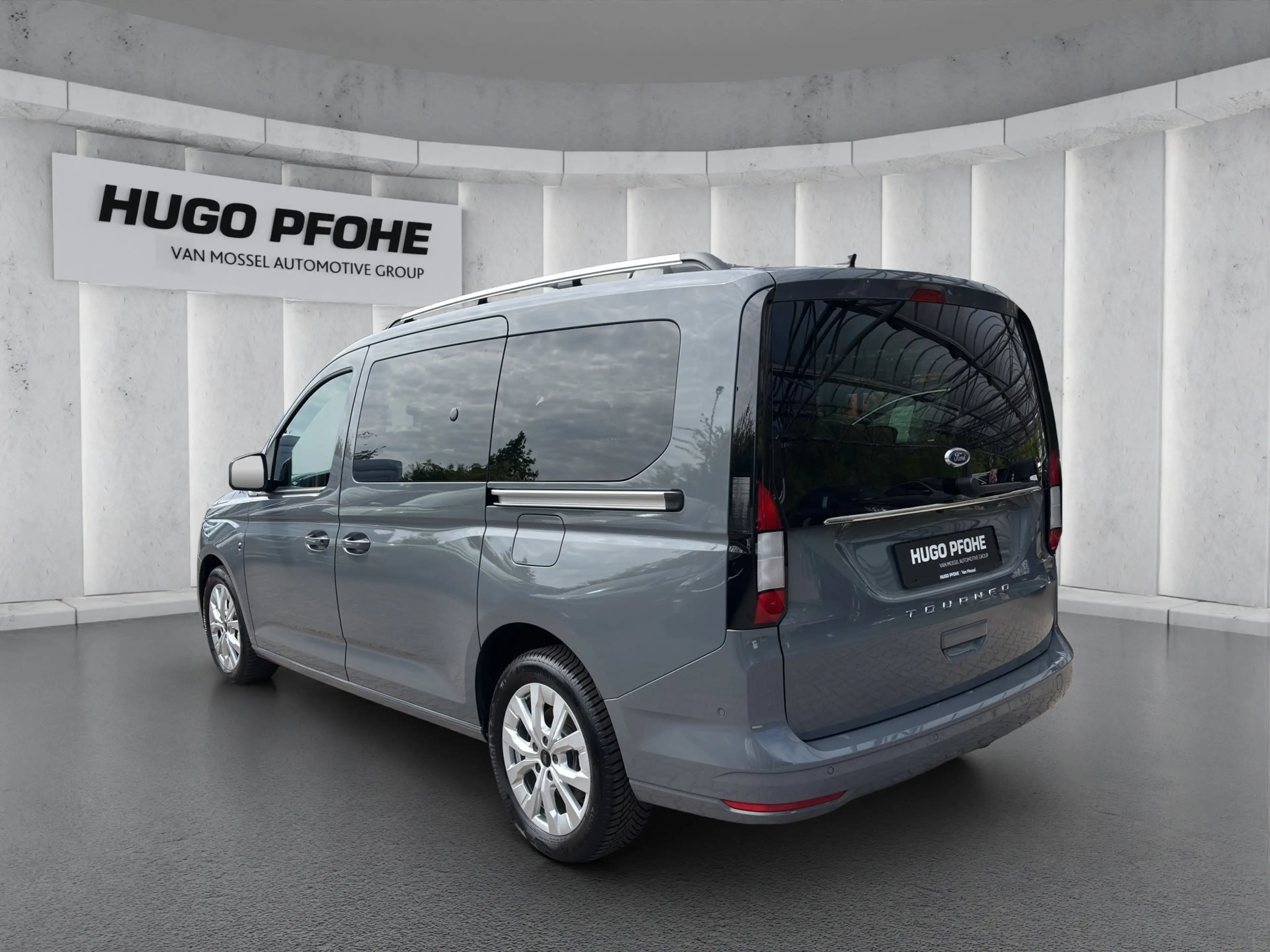 Ford Grand Tourneo Connect Titanium Aut.*AHK*ACC*KAM*NAVI*SHZ — photo 3