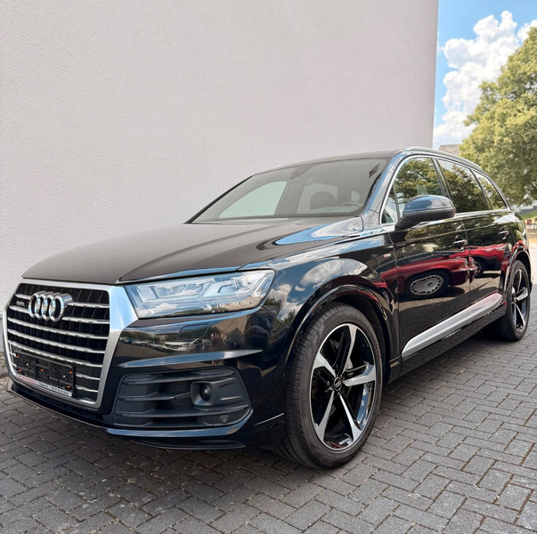 Audi Q7 50 TDI Quattro*S-Line*7-Sitze*ACC*AHK*Pano*