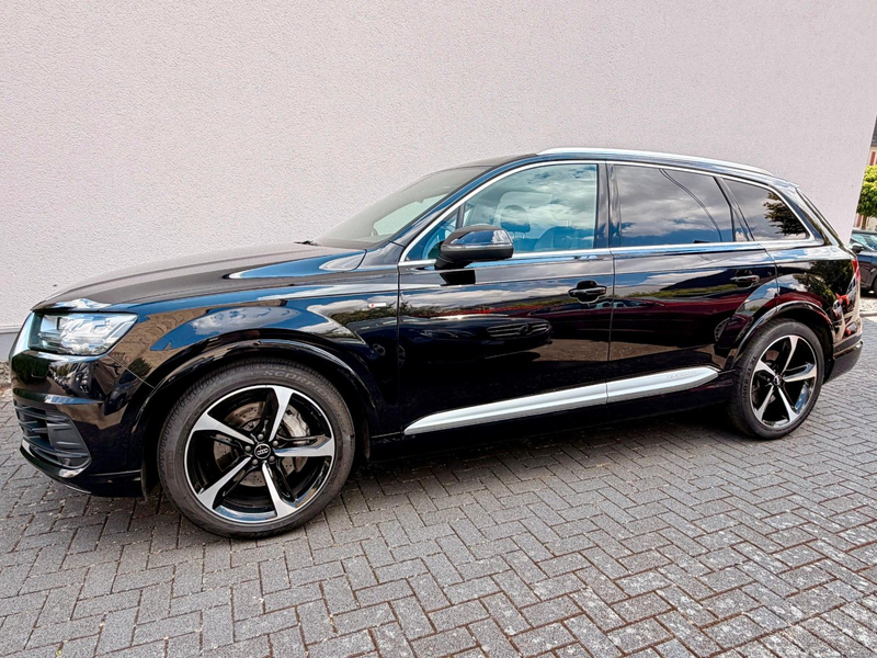 Audi Q7 50 TDI Quattro*S-Line*7-Sitze*ACC*AHK*Pano* — photo 7
