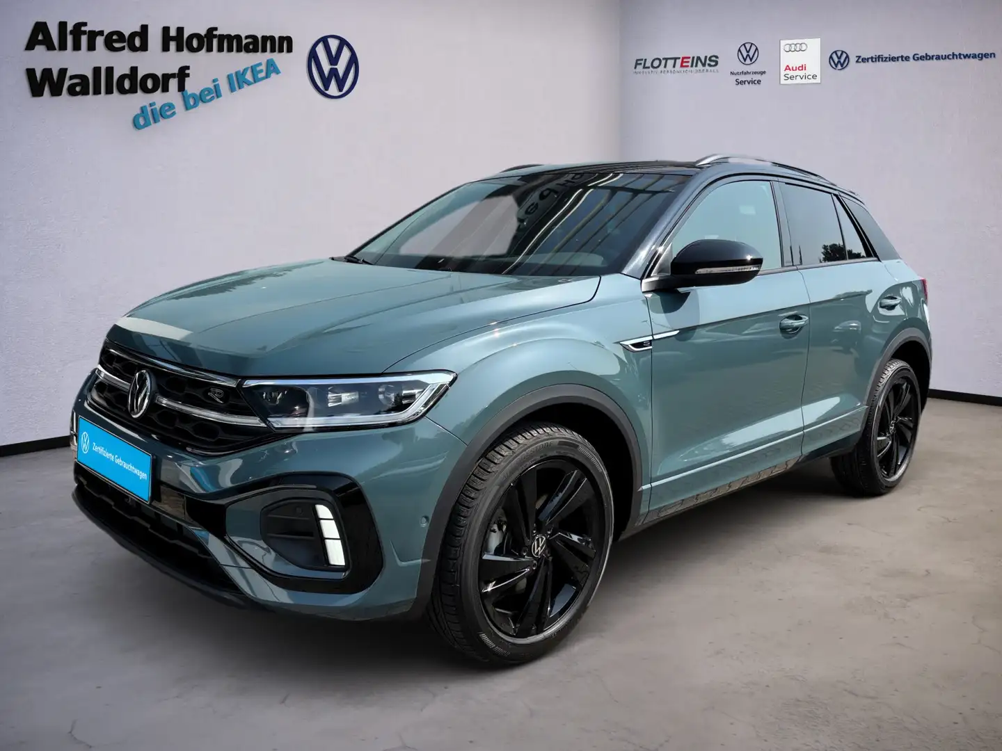 Volkswagen T-Roc 1.5 TSI R-Line DSG KEYLESS AHK LED NAVI KLIMA LM Blauw - 1