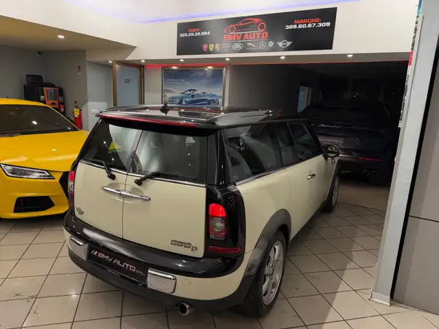 Mini Clubman view 12
