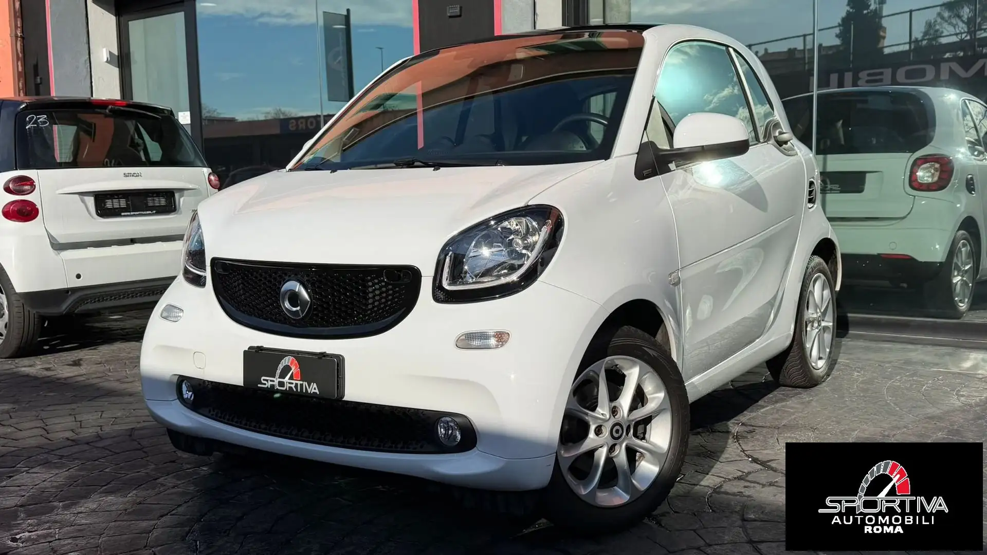 smart forTwo RATA MENSILE 183,00 fortwo 70 1.0 Passion Wit - 1
