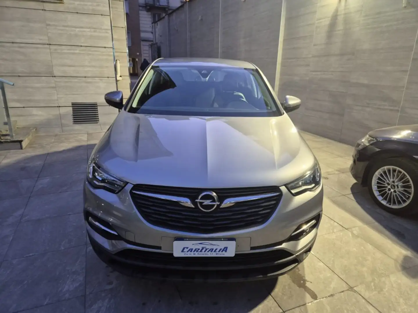 Opel Grandland X 1.5 diesel Ecotec Start&Stop aut. Business Argent - 2