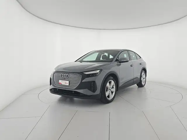 Audi Q4 E-Tron main image