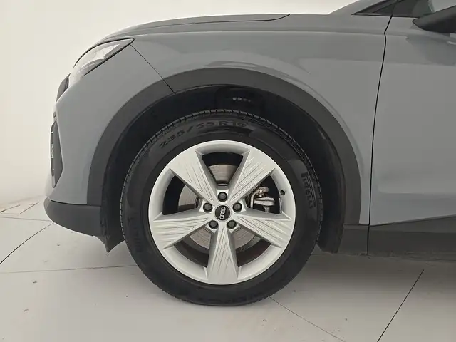 Audi Q4 E-Tron view 8