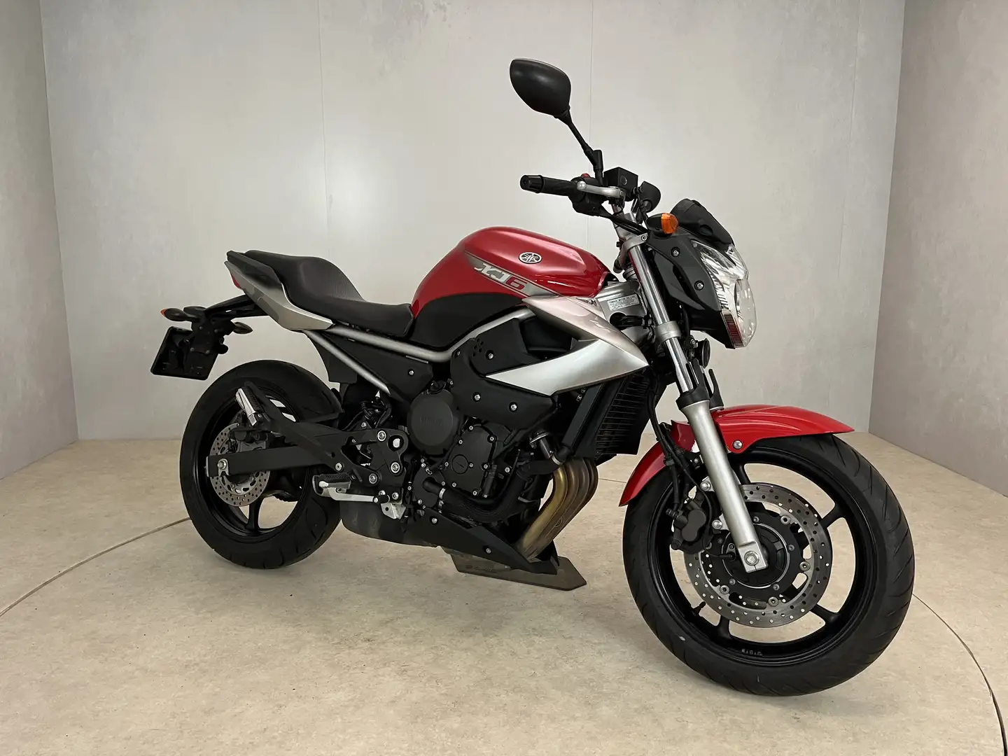Yamaha XJ6N ABS Rood - 2