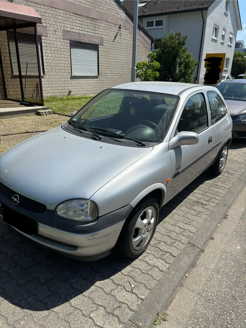 Opel Corsa 12V Edition 2000 - 2