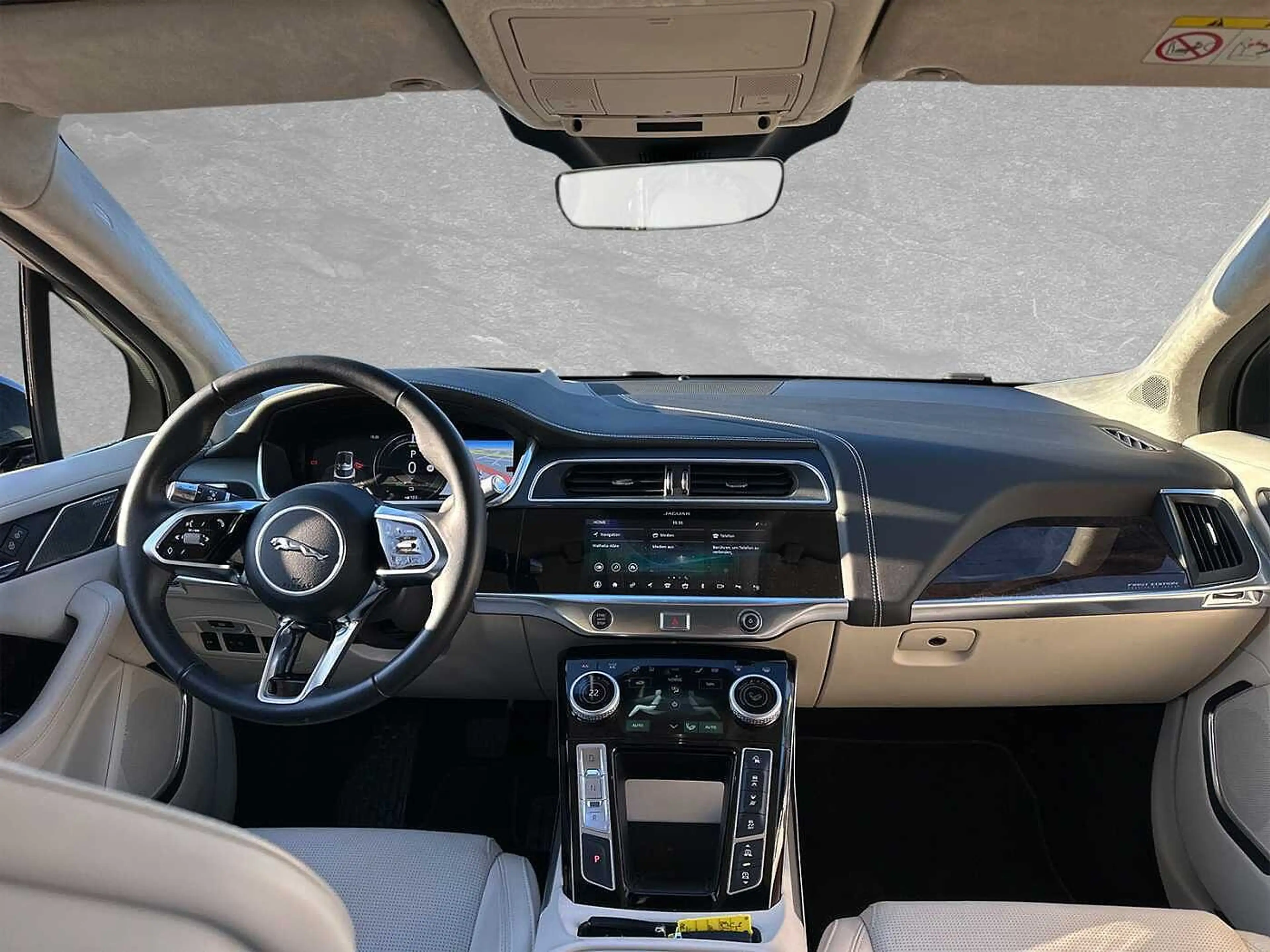 Jaguar I-Pace EV400 AWD First Edition — photo 4