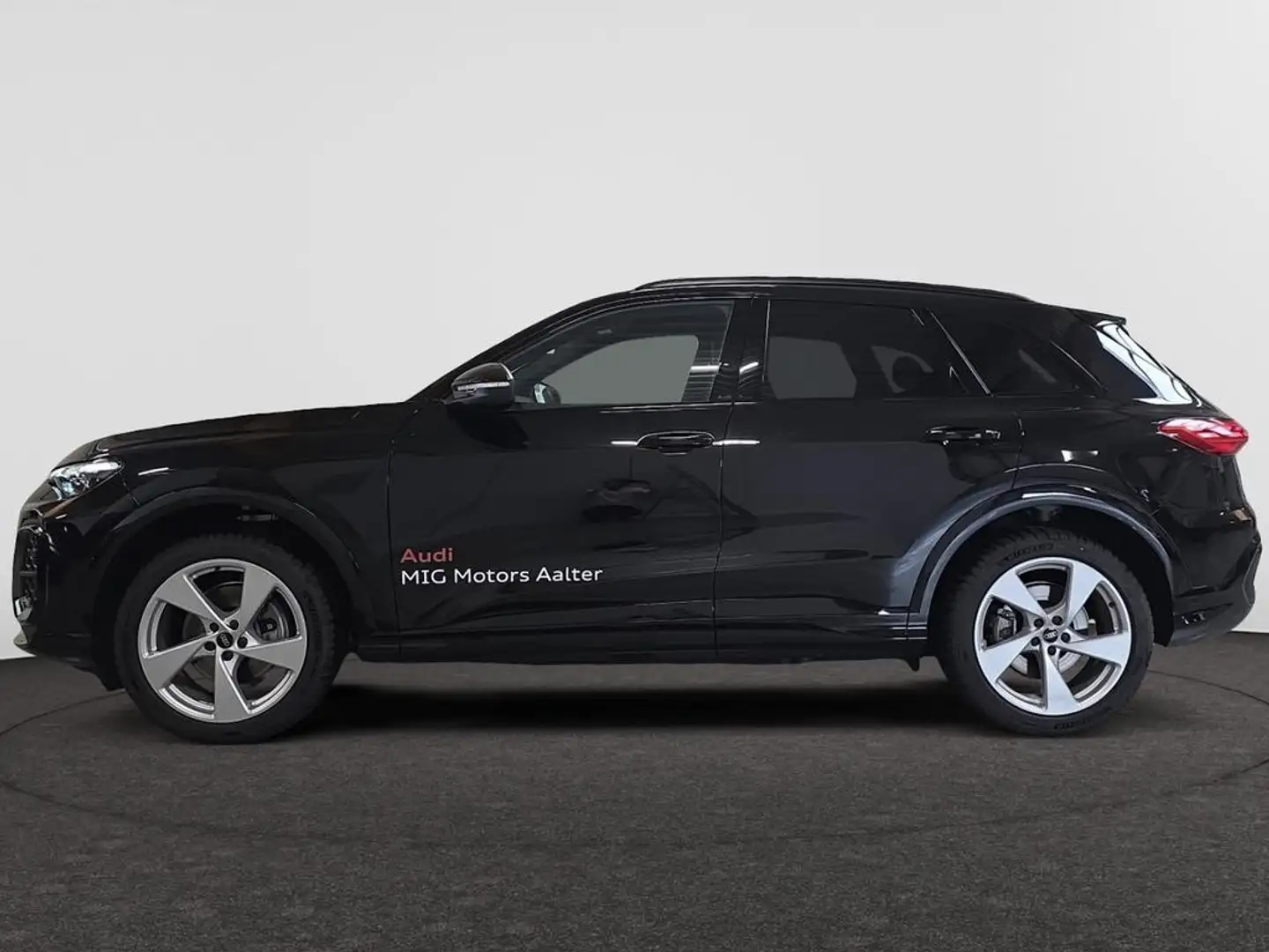 Audi Q5 S line TFSI quattro 150 kW Schwarz - 2