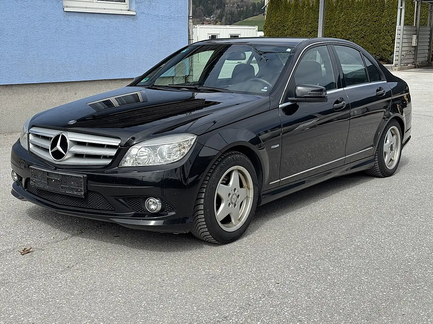 Mercedes-Benz 200 C200 CGI Schwarz - 2