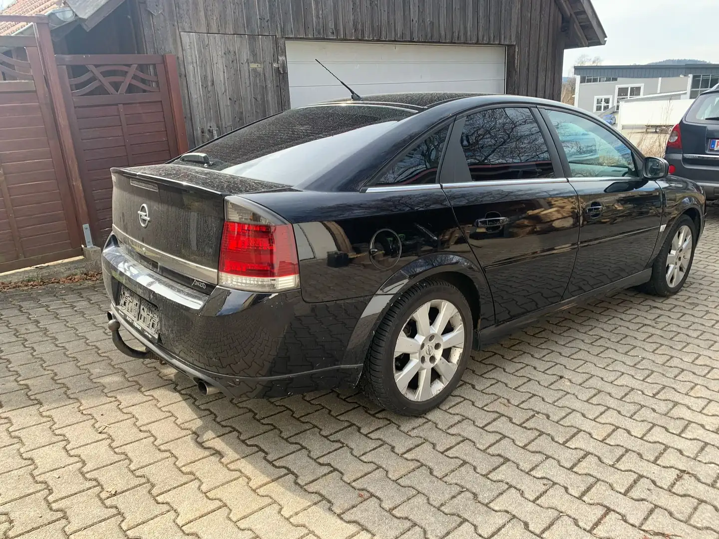 Opel Vectra GTS Negro - 2
