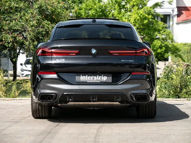 BMW X6 view 5
