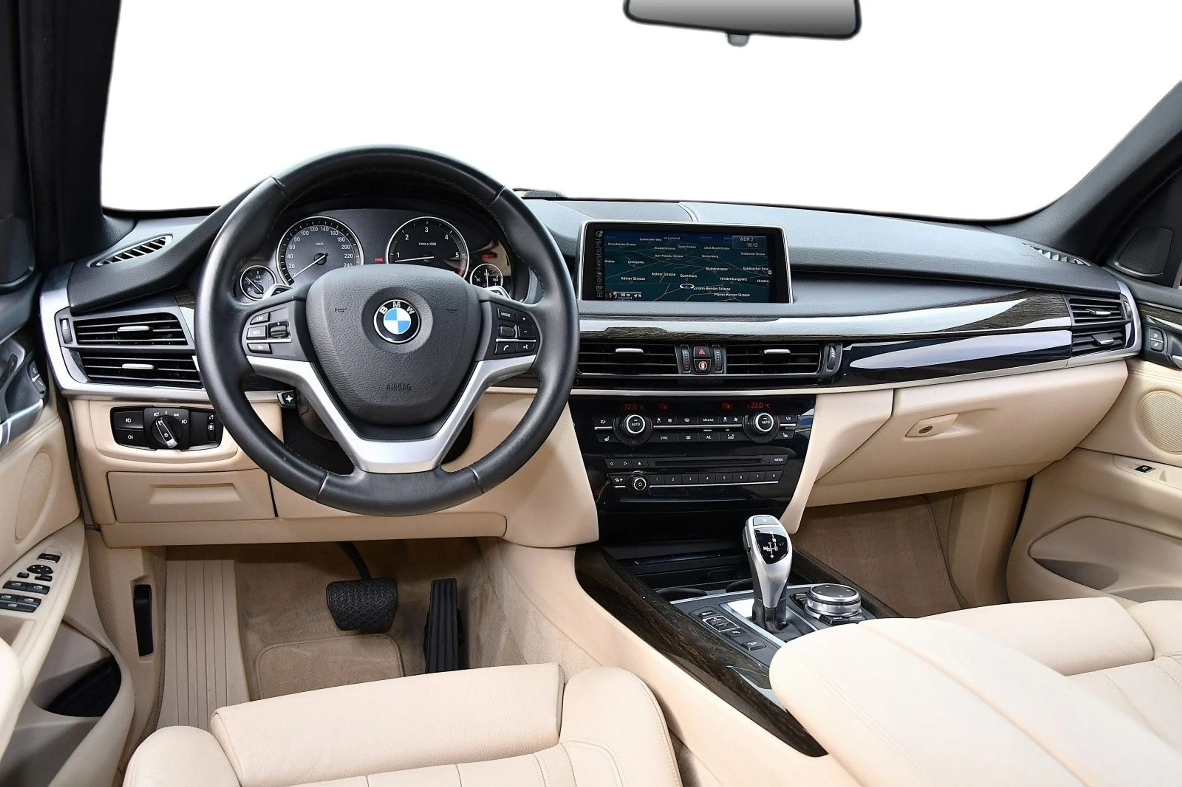 BMW X5 xDrive 30 d*Sport-Automatic*LED*Kamera* — photo 8