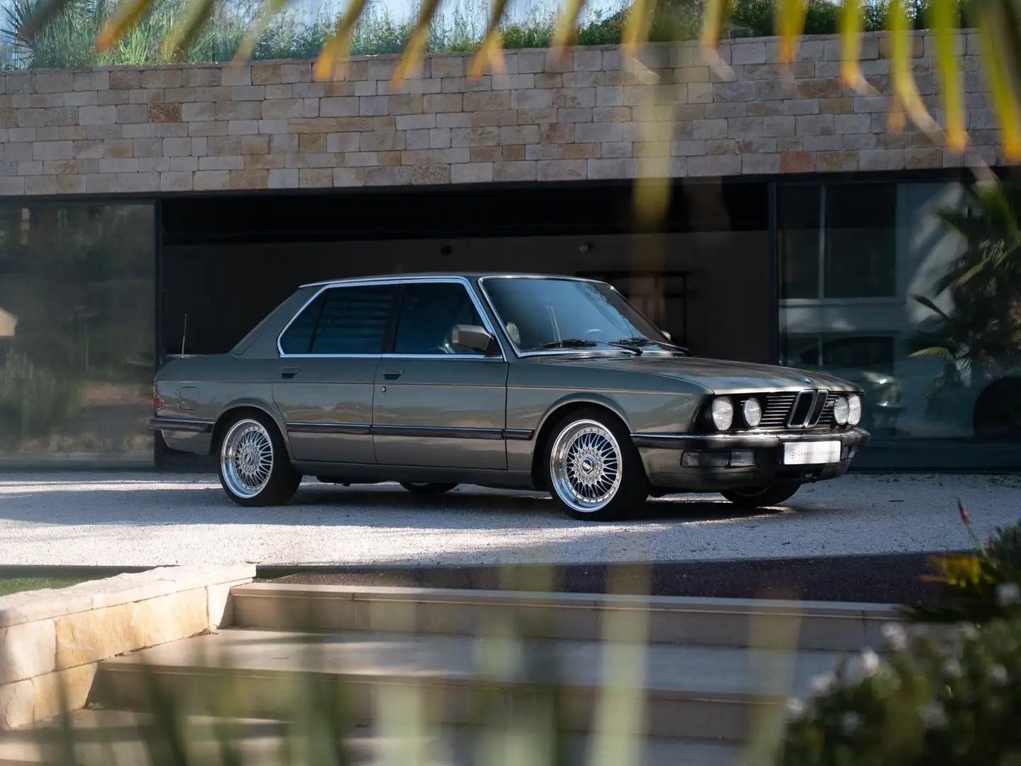 BMW 528 SERIE 5 E28 Groen - 1