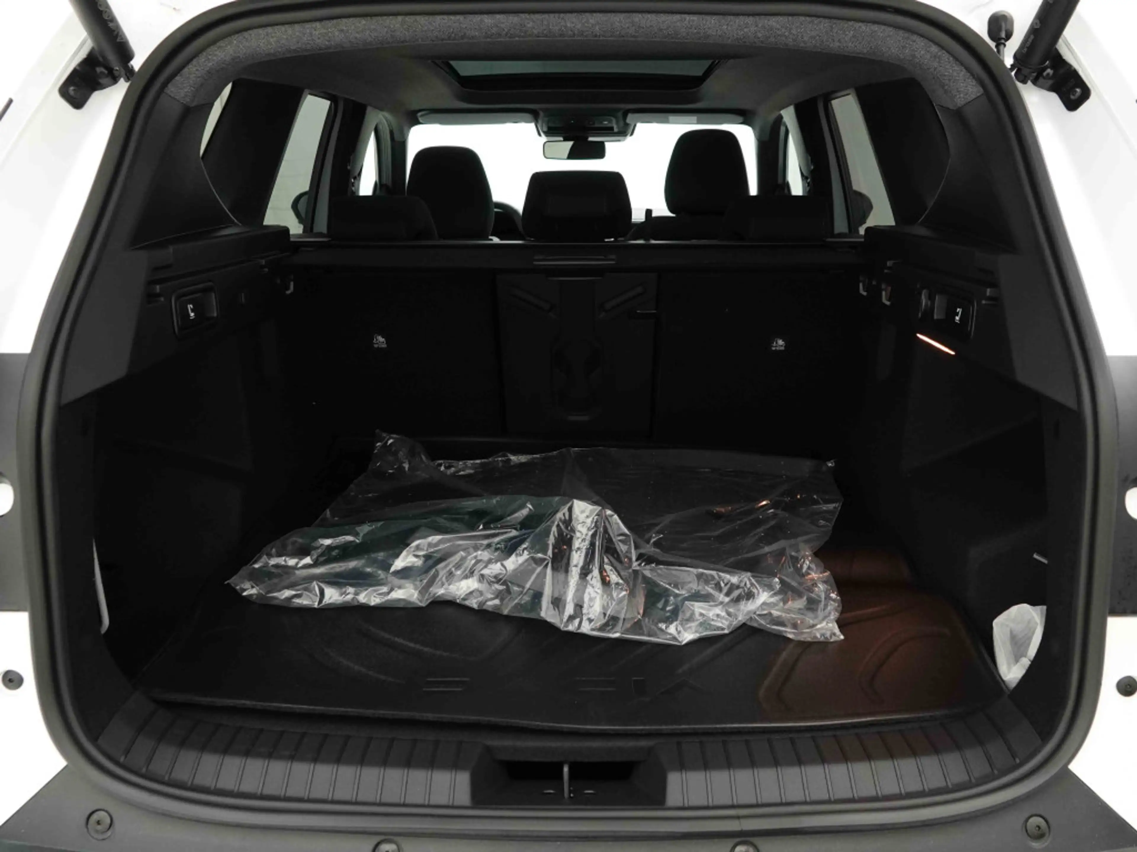 Dacia Bigster 1.2 TCe 140 MHEV Extreme | GPS | Winter Pack | Power Tailgate — photo 6