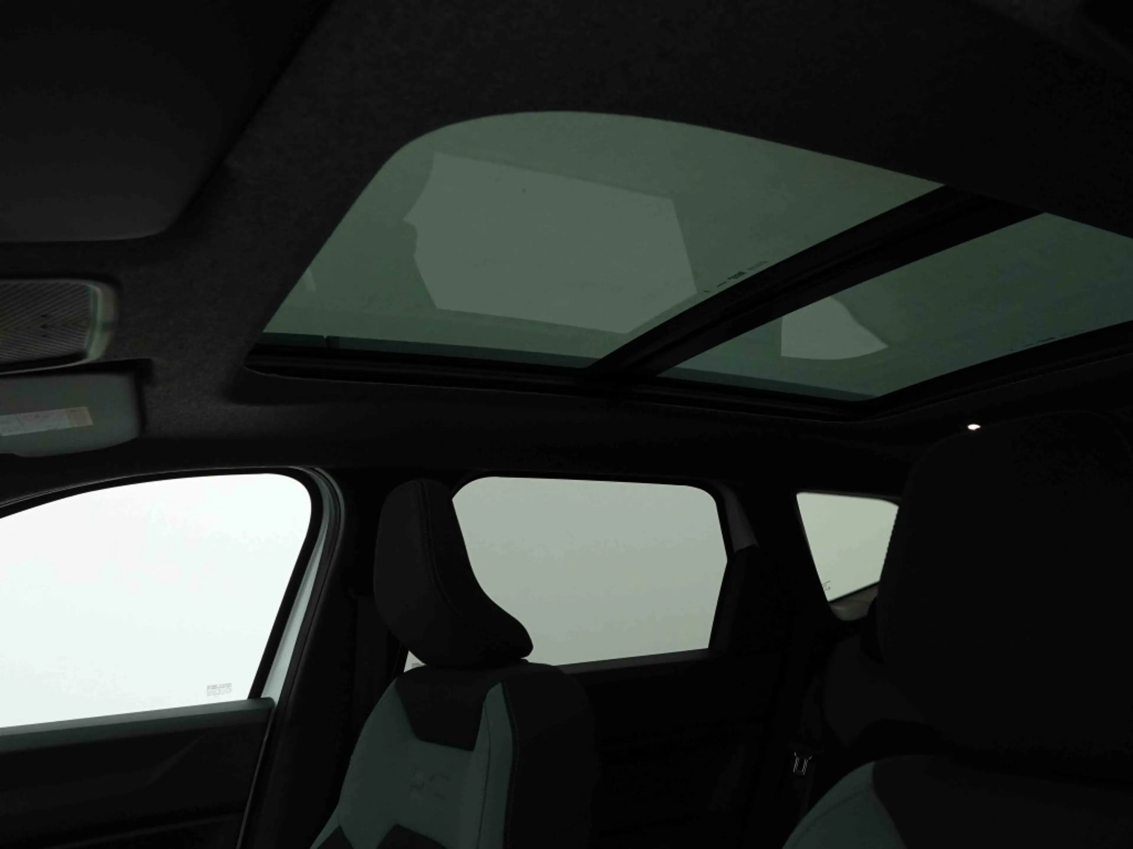 Dacia Bigster 1.2 TCe 140 MHEV Extreme | GPS | Winter Pack | Power Tailgate — photo 10