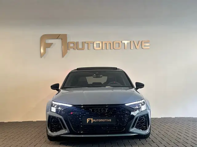 Audi RS3 view 9