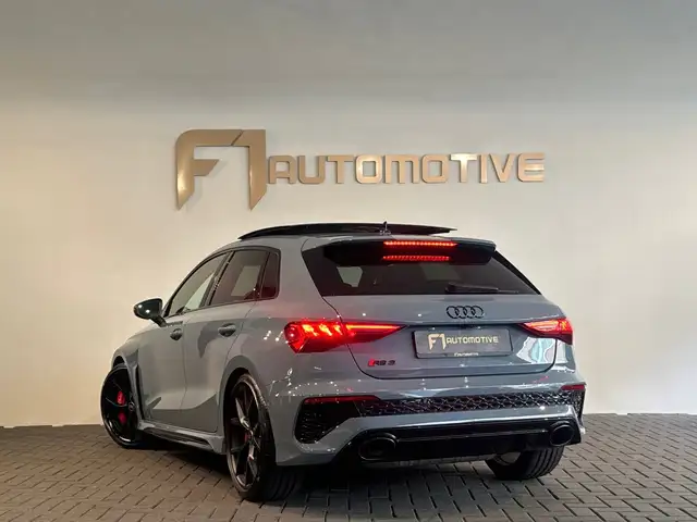 Audi RS3 view 8