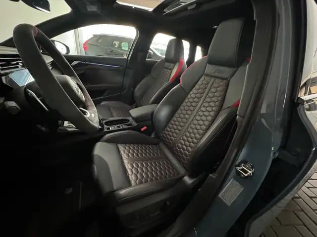 Audi RS3 view 6