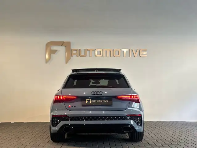 Audi RS3 view 11