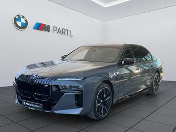 M760e xDrive M-Perf.Paket Autobahnassist Massage