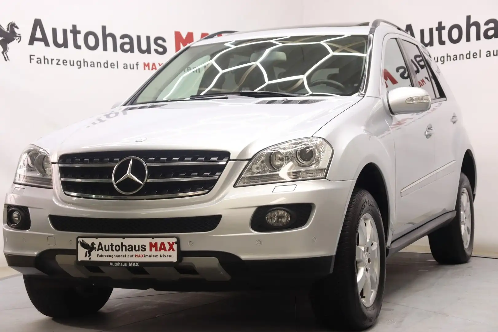 Mercedes-Benz ML 320 CDI~SZH~Schiebedach~SZH~Tempomat~4Matic Silber - 1