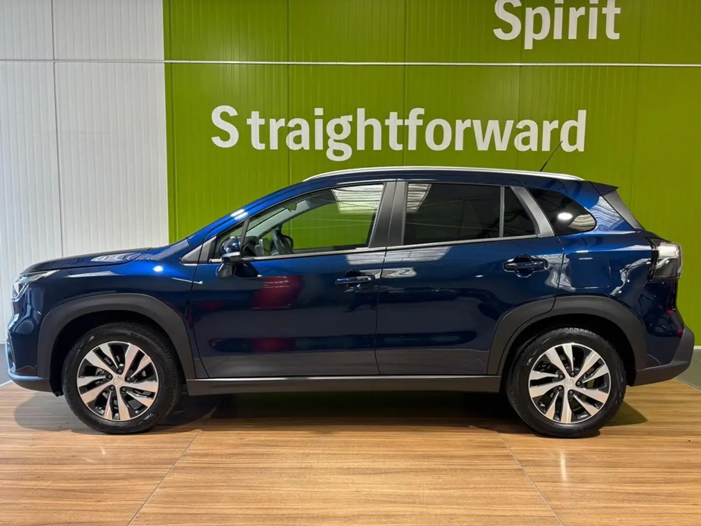 Suzuki SX4 S-Cross 1.4i GLX |navi|360°camera|pdc|alu velg Azul - 2