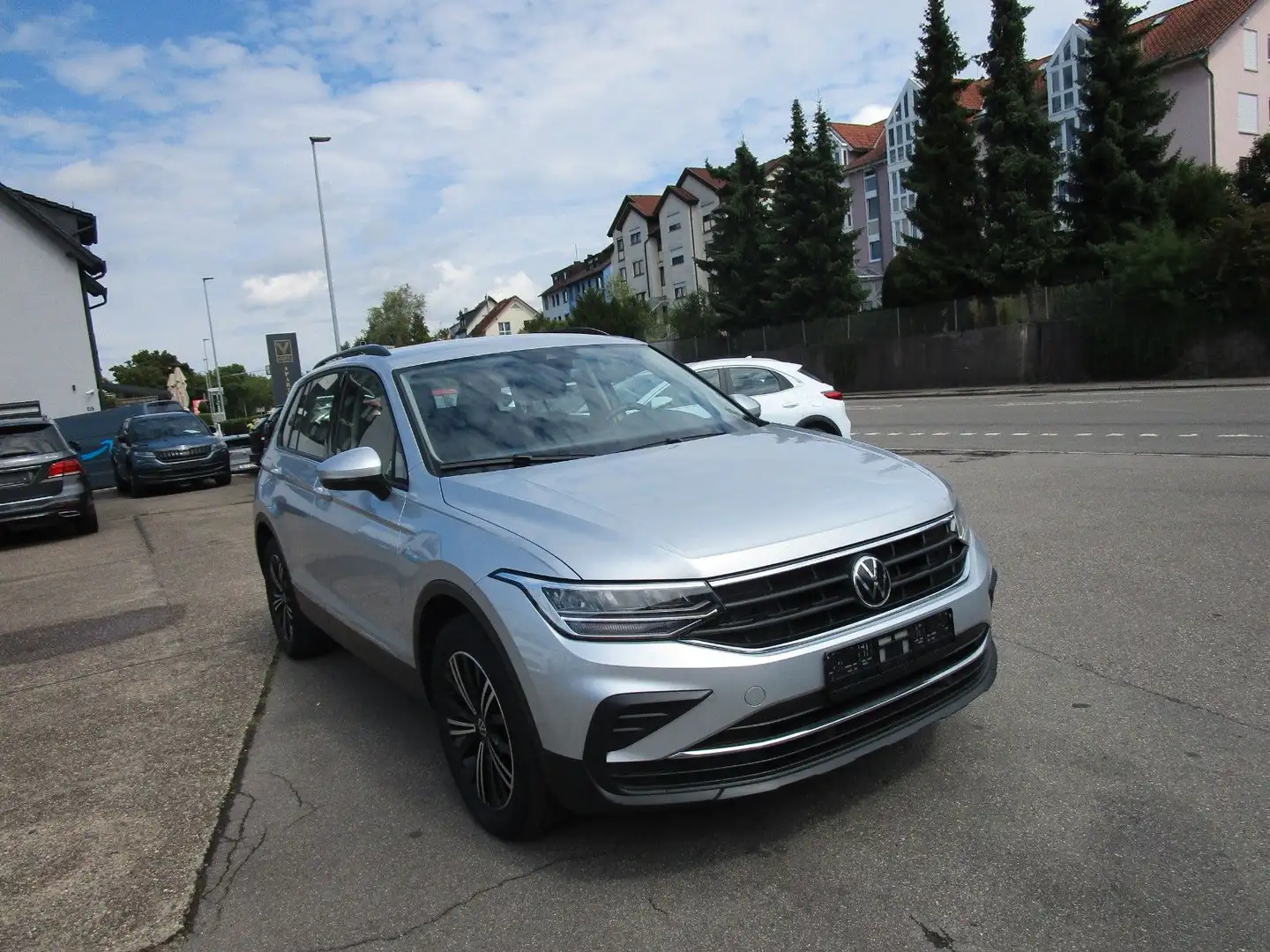 Volkswagen Tiguan Life 2.0TDI DSG 4Mo Facelift*LED*Navi*ACC Silber - 2